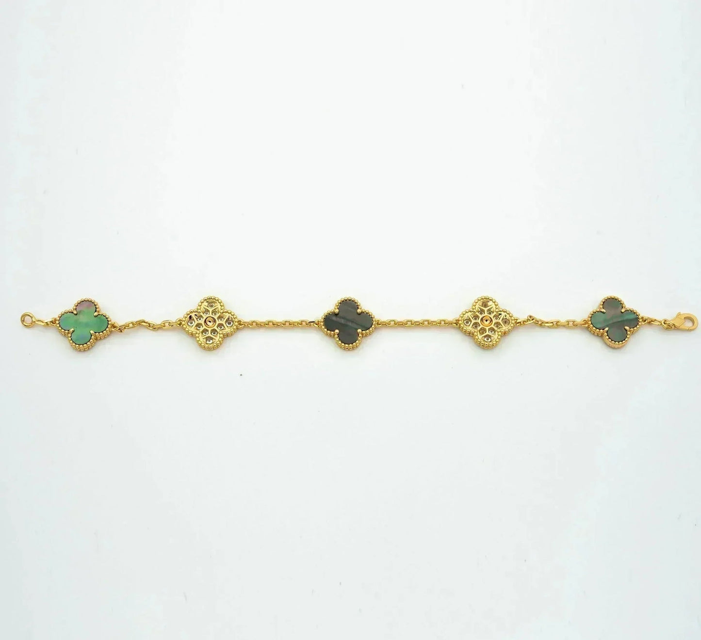 [Mysitc ]New CLOVER 5 MOTIF GRAY MOP BRACELET COLLECTION