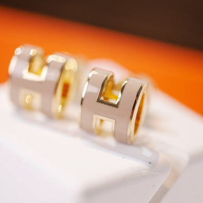 Mysitc MINI POP H GOLD EARRINGS GREY