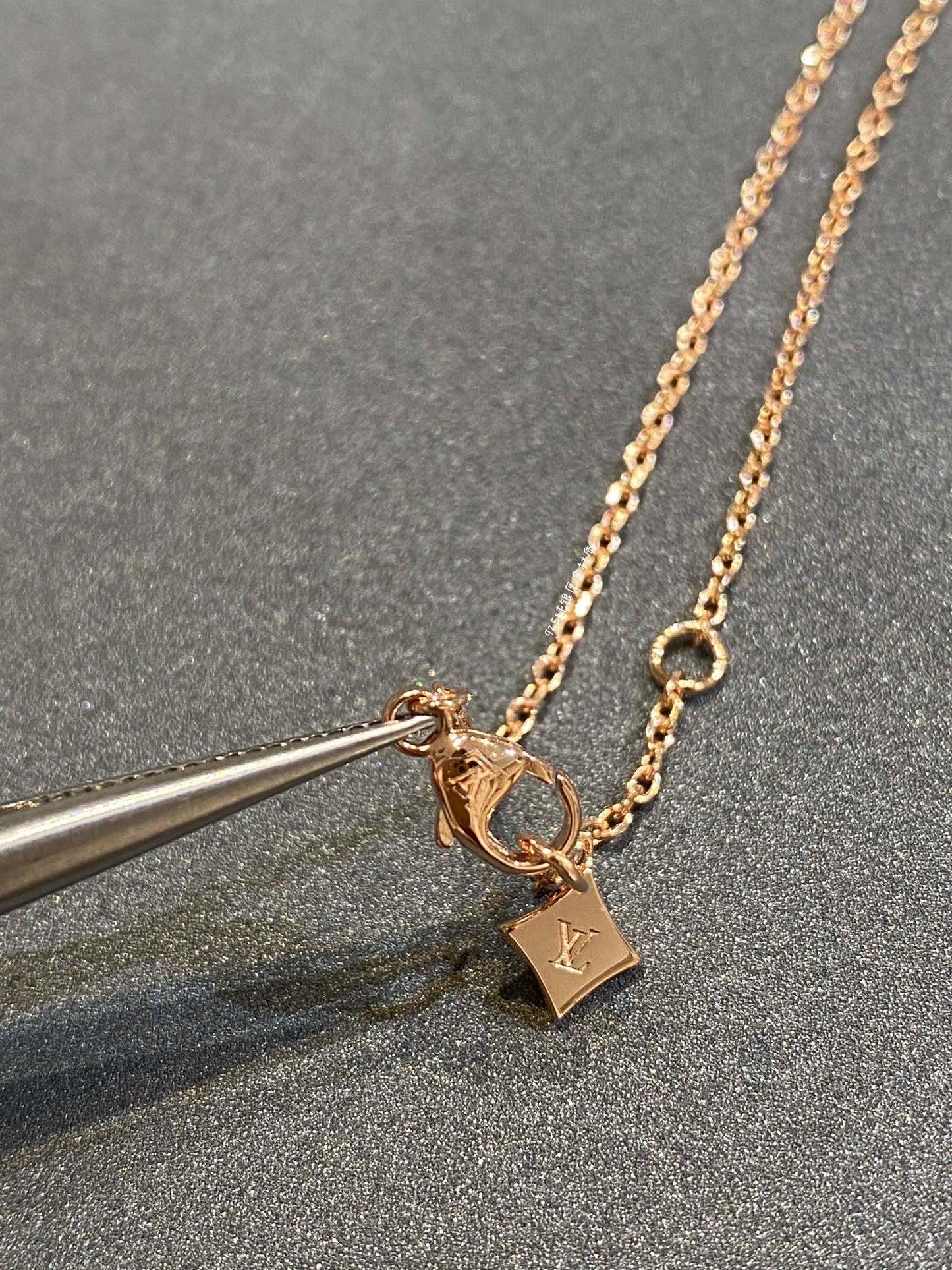Mysitc STAR DIAMOND NECKALCE