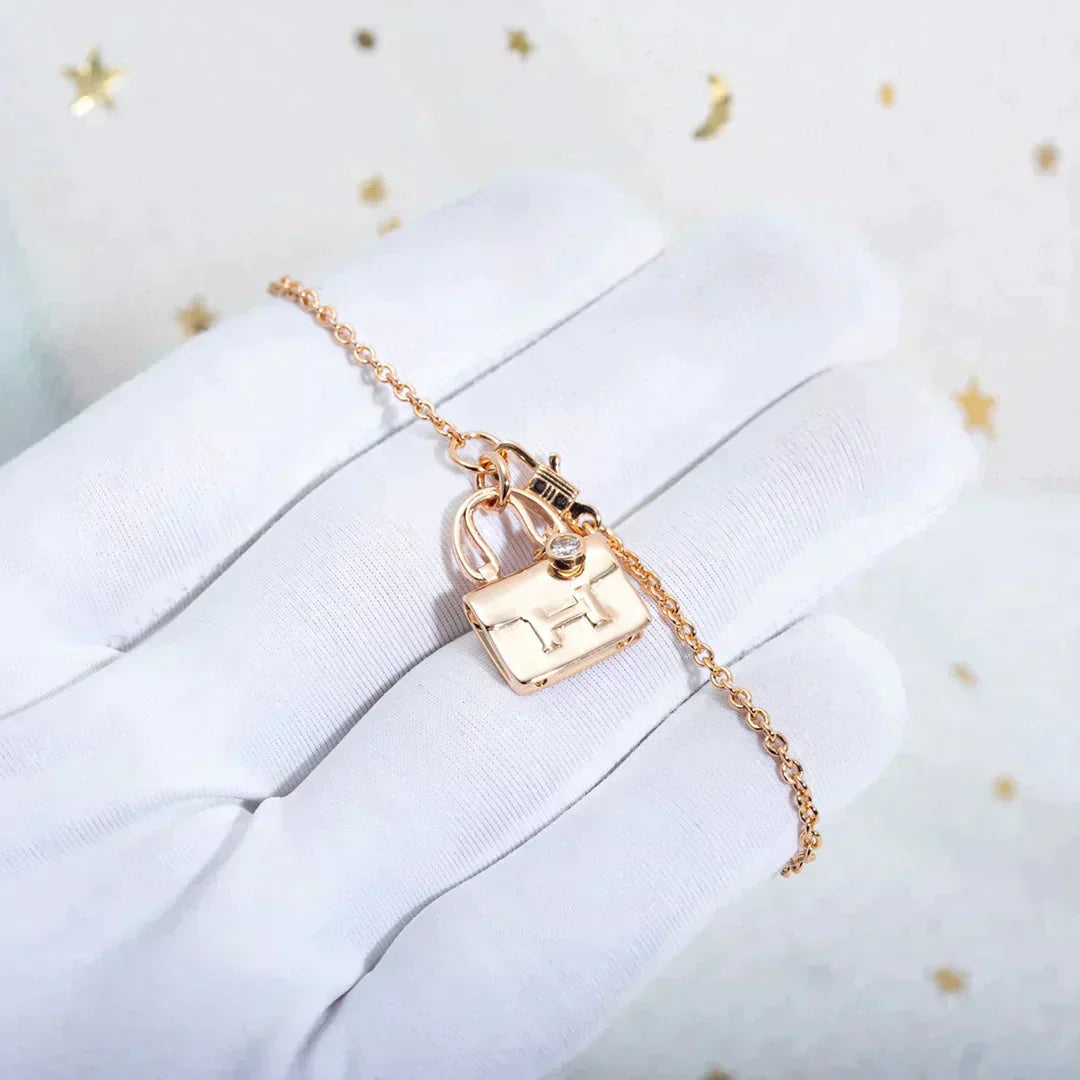 Mysitc AMULETTE PEDANT ROSE GOLD NECKLACE