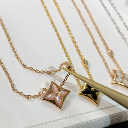 Mysitc STAR BLACK MOP NECKLACE