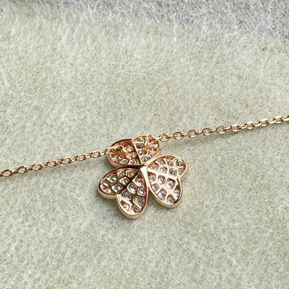 Mysitc FLOWER DIAMOND NECKLACE