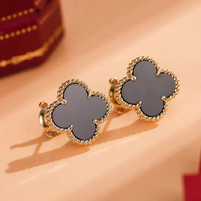 Mysitc CLOVER MEDIUM 1 MOTIFS  ONYX STUD EARRINGS