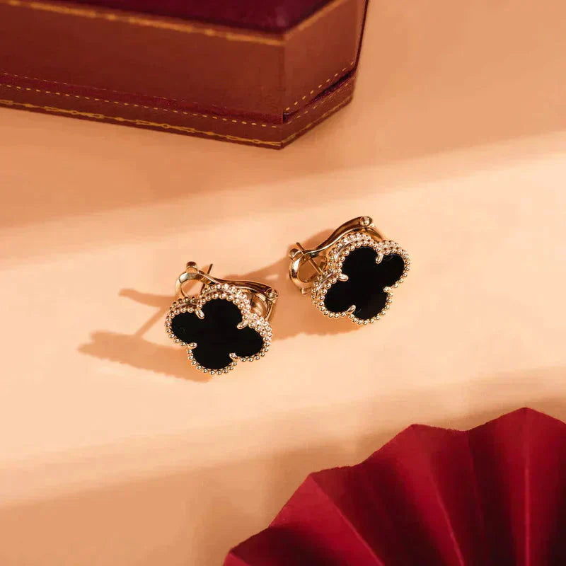 Mysitc CLOVER MEDIUM 1 MOTIFS  ONYX STUD EARRINGS