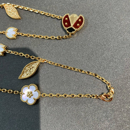 Mystic LUCKY SPRING 15モチーフ ゴールドネックレス