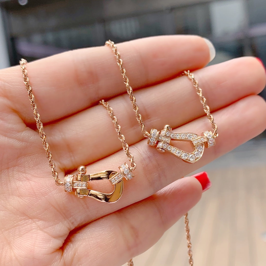 Mysitc FORCE 10 PINK GOLD DIAMOND NECKLACE