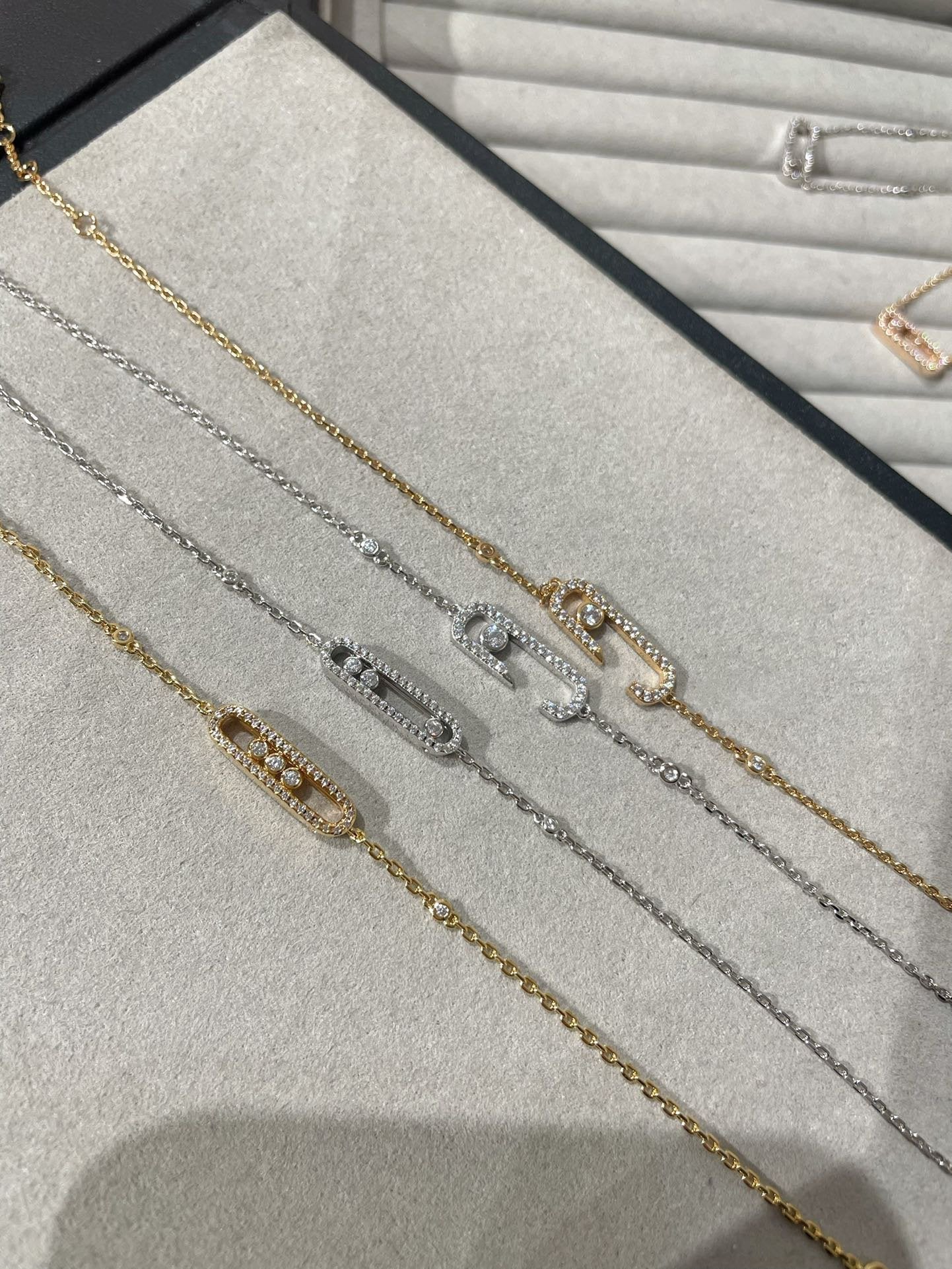 [Mystic ]BABY MOVE DIAMOND BRACELET