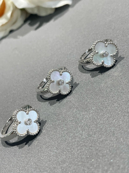 Mysitc CLOVER SILVER MOP DIAMOND RING