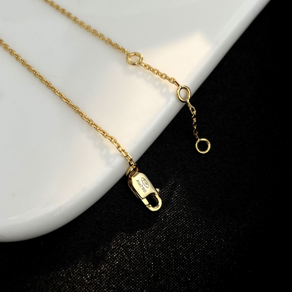 Mysitc FORCE 10 FULL DIAMOND BUCKLE CHAIN LINK MINI MODEL