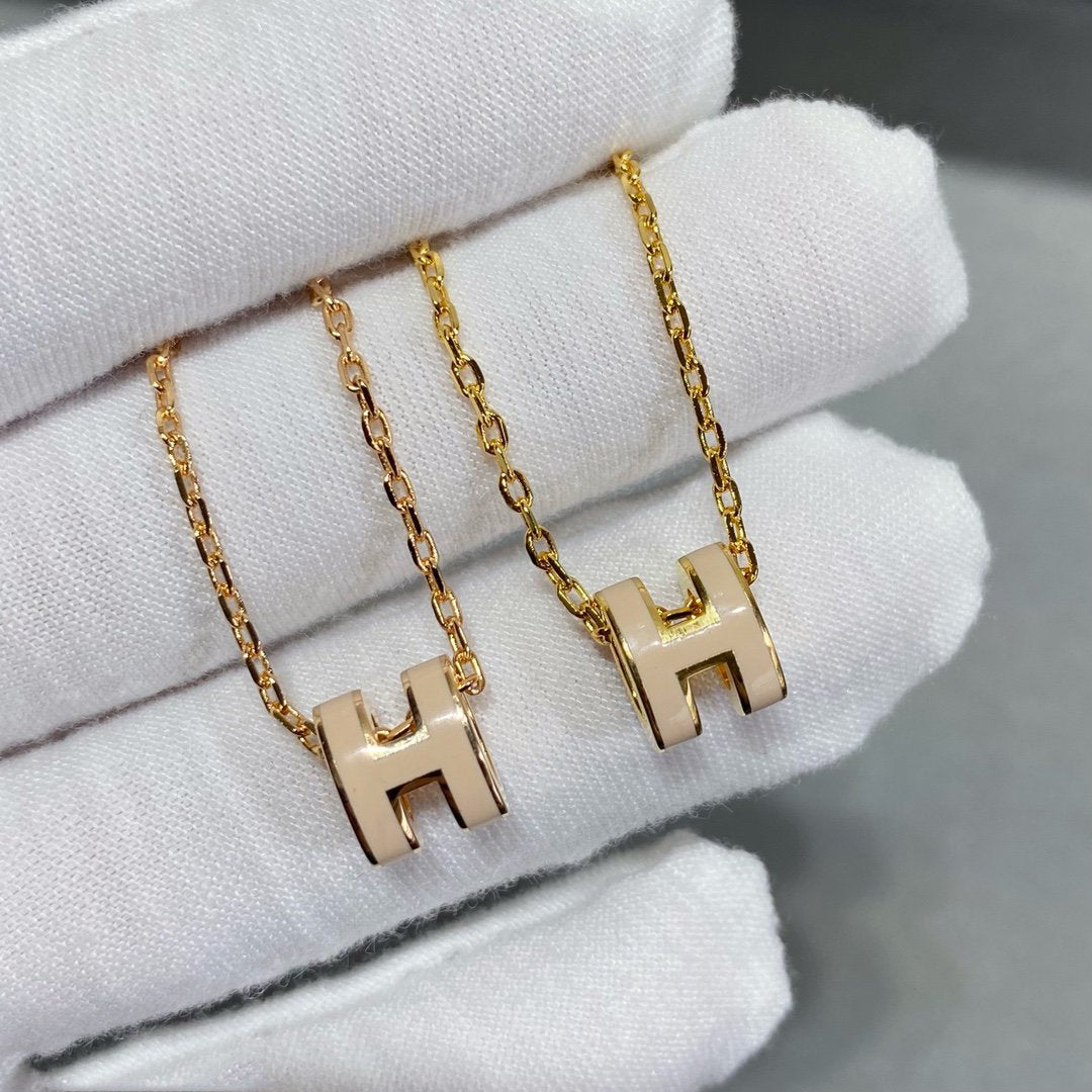 Mysitc MINI POP H NECKLACE