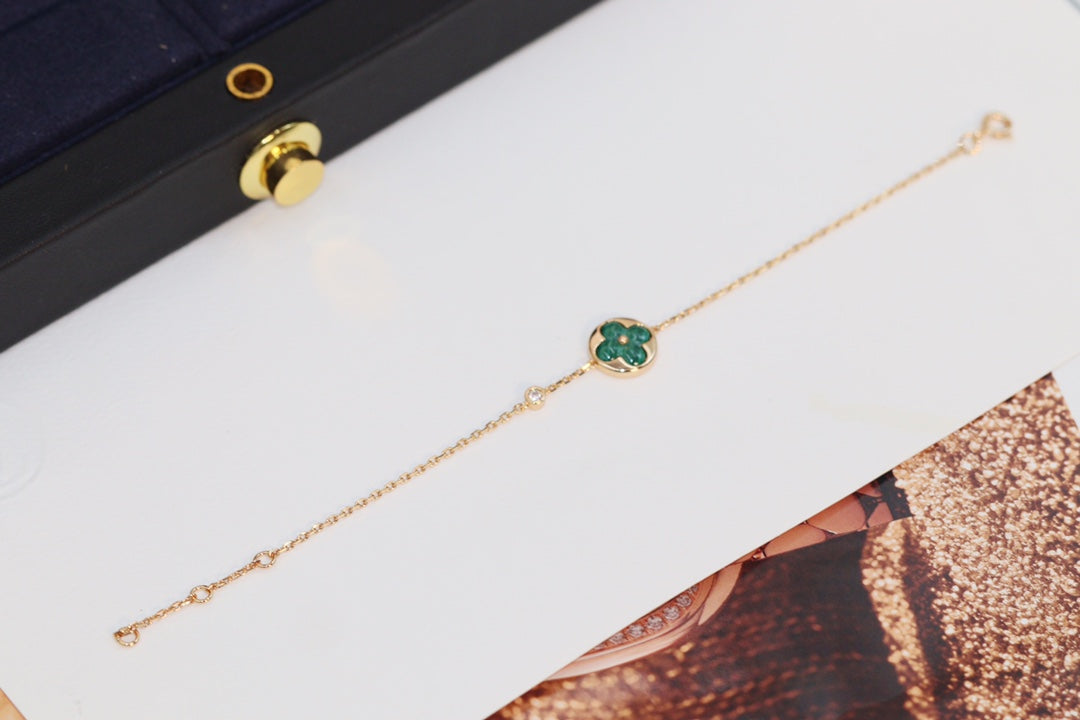 Mysitc STAR AND SUN 4 MOTIF PINK GOLD MALACHITE BRACELET