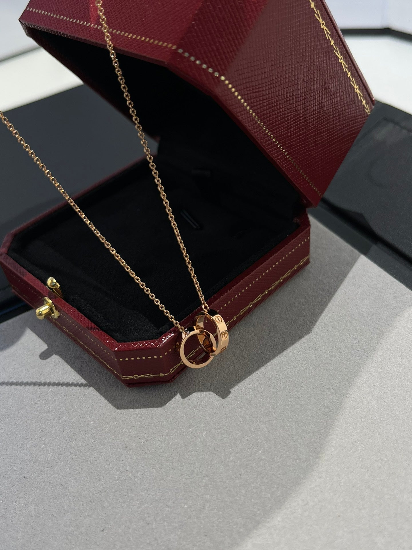 Mysitc LOVE NECKLACE DOUBLE RING PINK GOLD