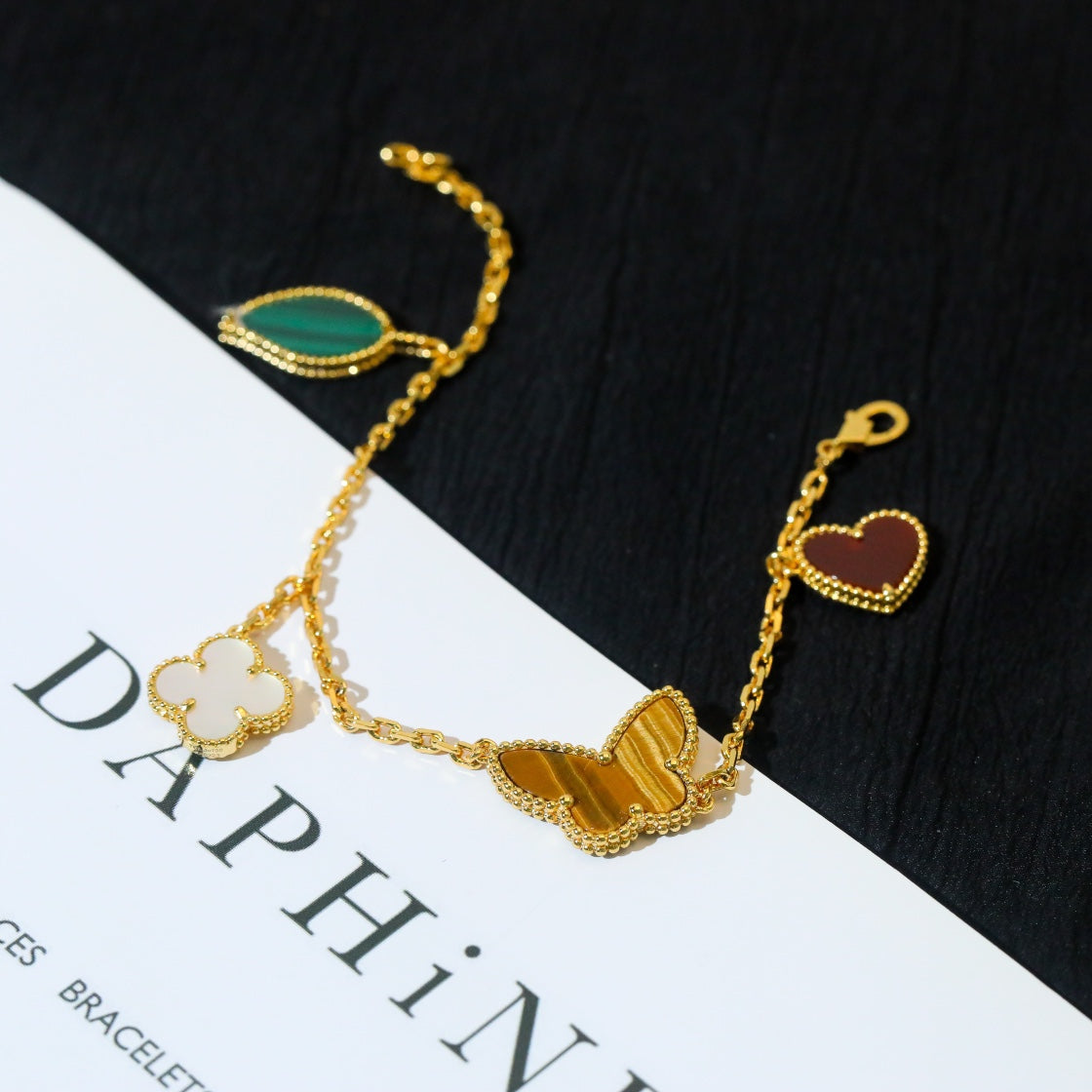 Mysitc LUCKY SPRING 5 MOTIF GOLD BRACELET