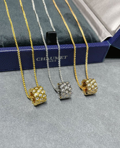 Mysitc BEE LOVE DIAMOND PAVED 3 ROW NECKLACE