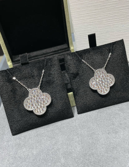 Mysitc CLOVER 25MM LARGE PENDANT DIAMOND PAVED SILVER NECKLACE