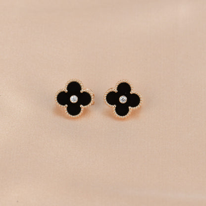Mysitc CLOVER MEDIUM 1 MOTIFS ONYX DIAMOND EARRINGS