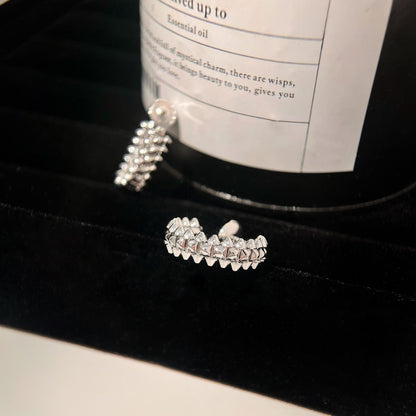 Mysitc CLASH SMALL HOOP EARRINGS
