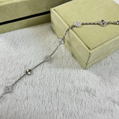 [Mysitc ]クローバー6 モチーフ ダイヤモンドレーザーブレスレット