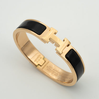 Mysitc H BLACK BRACELET