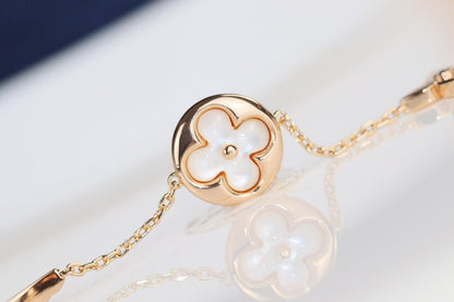 Mysitc LEAF CLOVER BRACELET