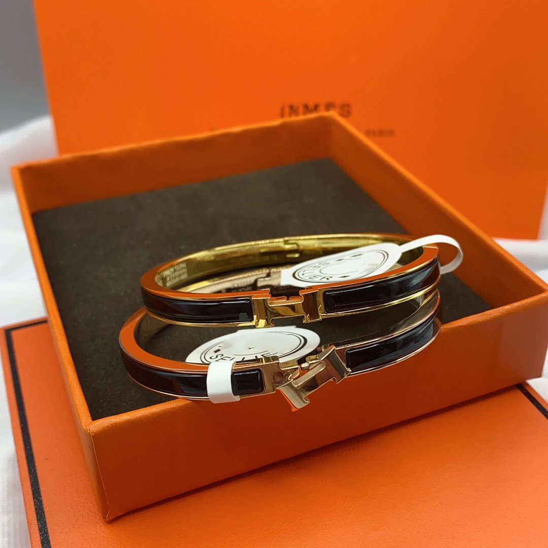 Mysitc CLASSIC HM CLIC BLACK 8MM ENAMEL BRACELET