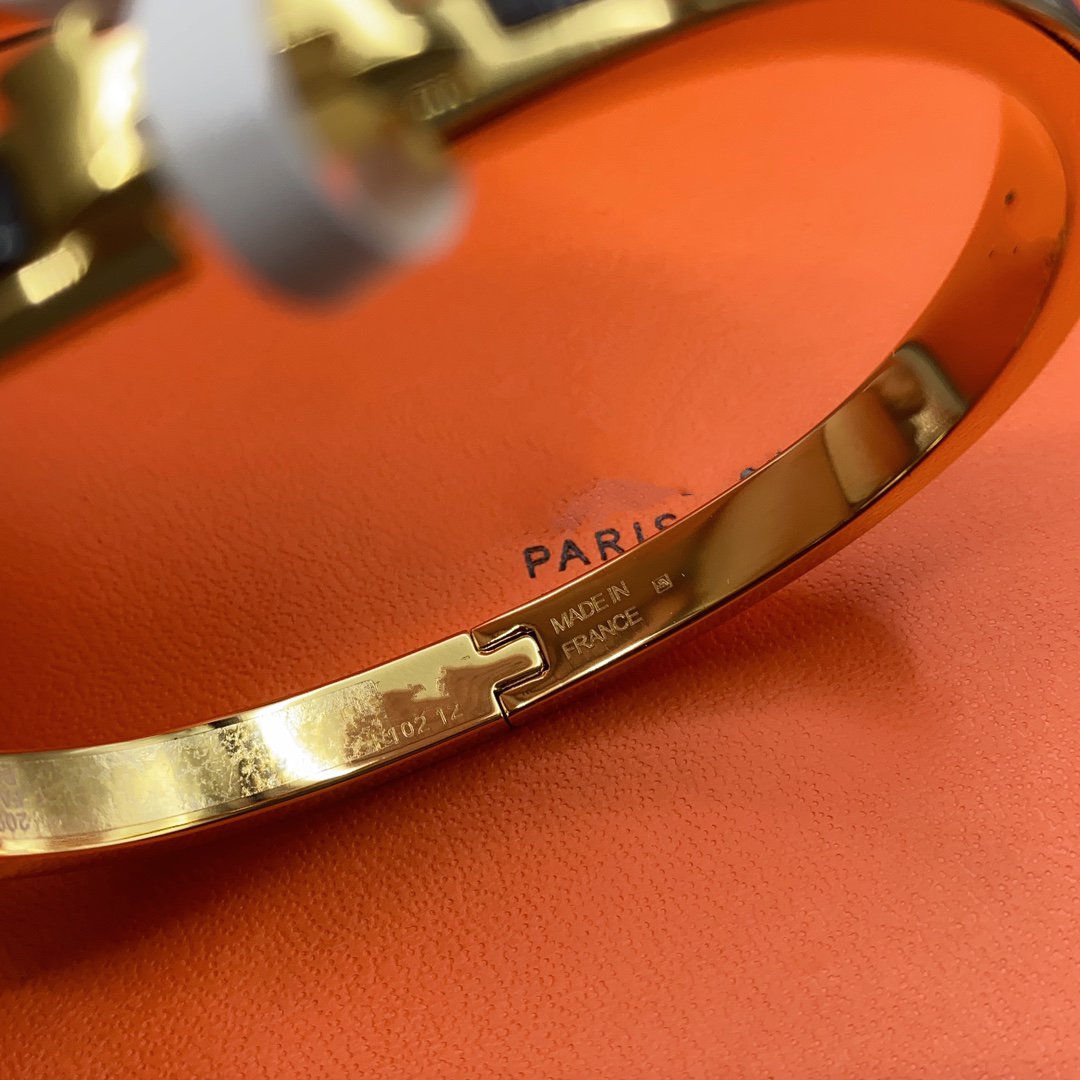 Mysitc CLASSIC HM CLIC BLACK 8MM ENAMEL BRACELET
