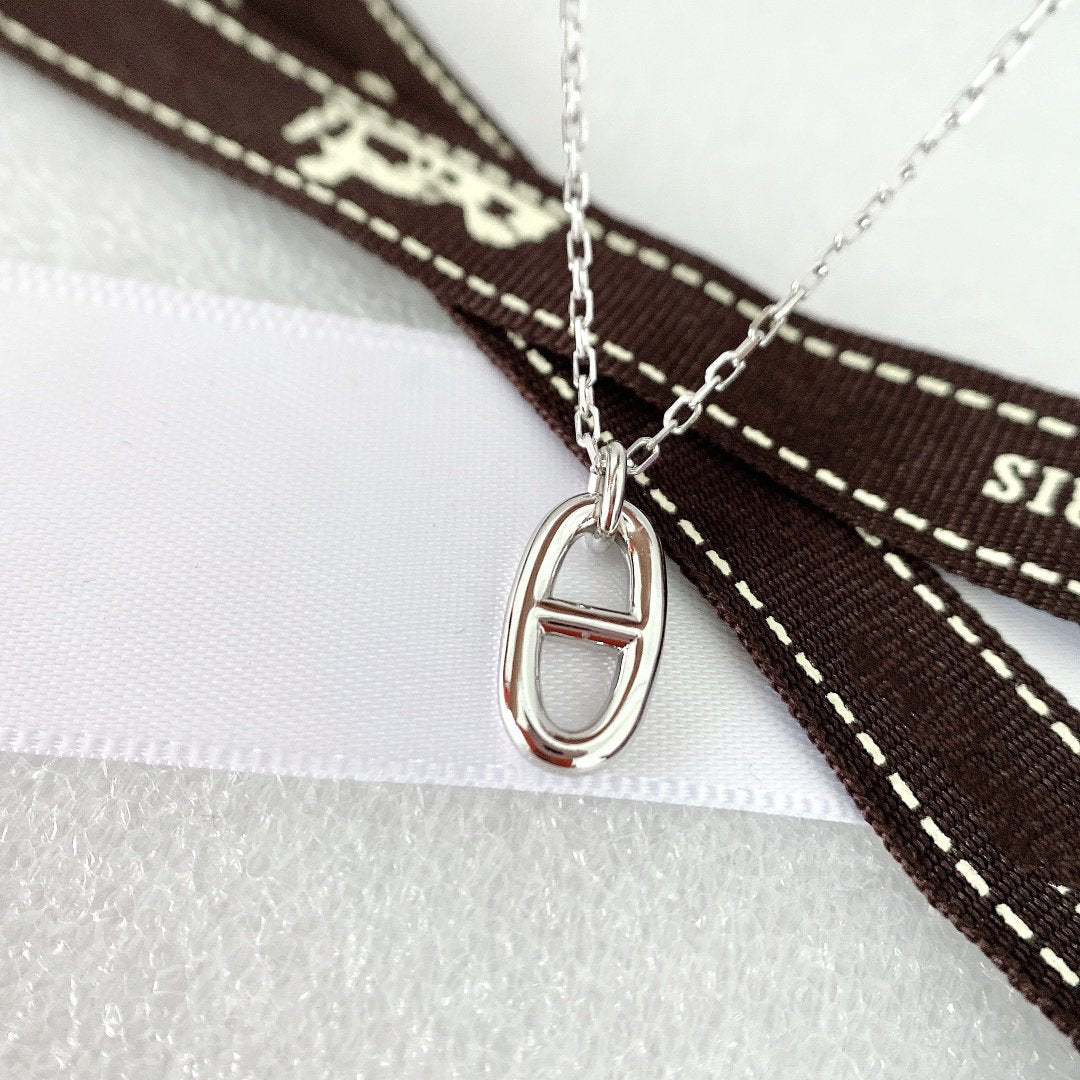 Mysitc HM PIG NOSE NECKLACE