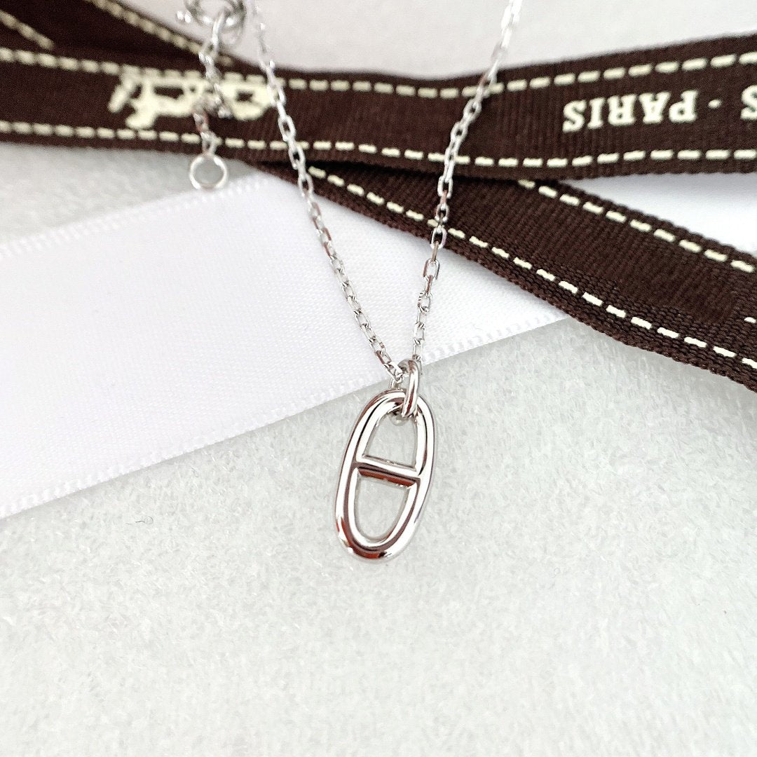 Mysitc HM PIG NOSE NECKLACE