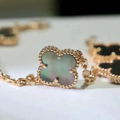 [Mysitc ]New CLOVER 5 MOTIF GRAY MOP BRACELET COLLECTION
